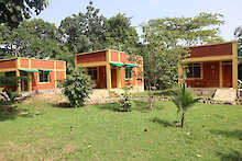 Außenansicht der Tagbo Falls Lodge