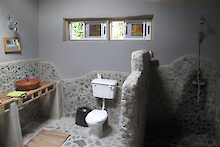 Bad im Familienhaus beim Cocoa Village Guesthouse