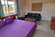 Blick ins Zimmer in der Little Afrika Lodge