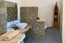 Badezimmer in der Foresight Eco Lodge