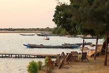 Blick auf den Sine‑Saloum vom Camp Solidaire Faoye