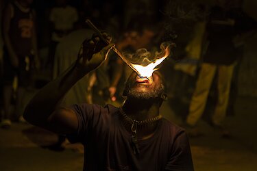 Feuertanz in Sokodé, Togo