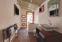 Badezimmer mit Zen-Garten