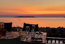 Abendessen bei Sonnenuntergang