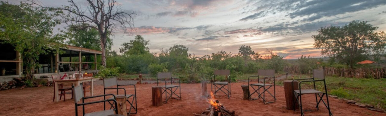 Lagerfeuer im Chobe Elephant Camp