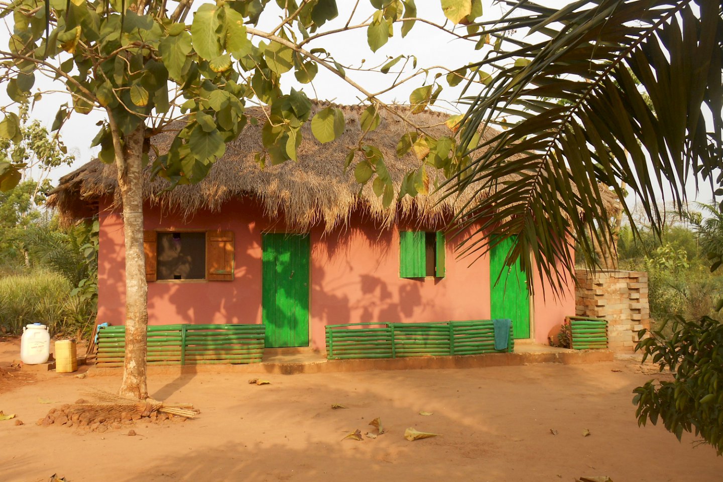 Pineapple Village Lodge Akwaba Afrika Reisen