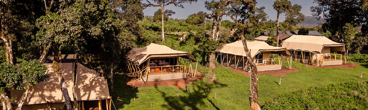 Ausblick auf die Zelte im Ang’ata Ngorongoro Camp