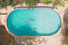 Luftaufnahme des Pools