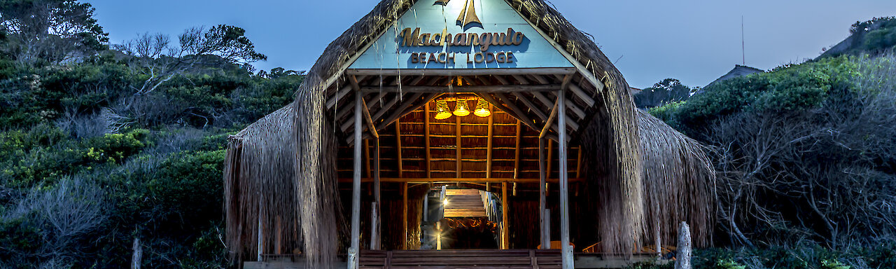 Machangulo Beach Lodge Haupteingang