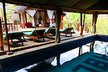 Pool der Sable Mountain Lodge