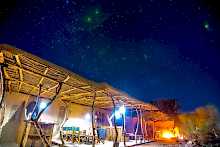 Maji Moto Eco Camp bei Nacht mit atemberaubenden Sternenhimmel