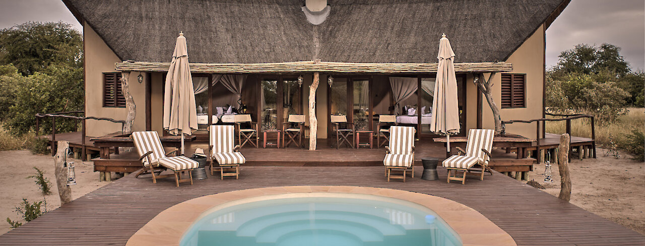 Außenansicht der Deception Valley Lodge